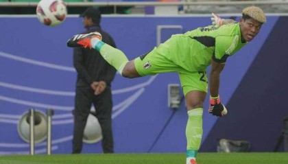 开云体育官方网-日本奥纳纳连场失误遭网暴 是否拿下他考验森保一