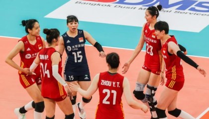 开云体育官方网-中国女排获亚洲杯第四胜 战弱旅丢首局自失需控制